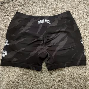 DARC SPORT KATYA SHORTS IN BLACK NATIVE CAMO